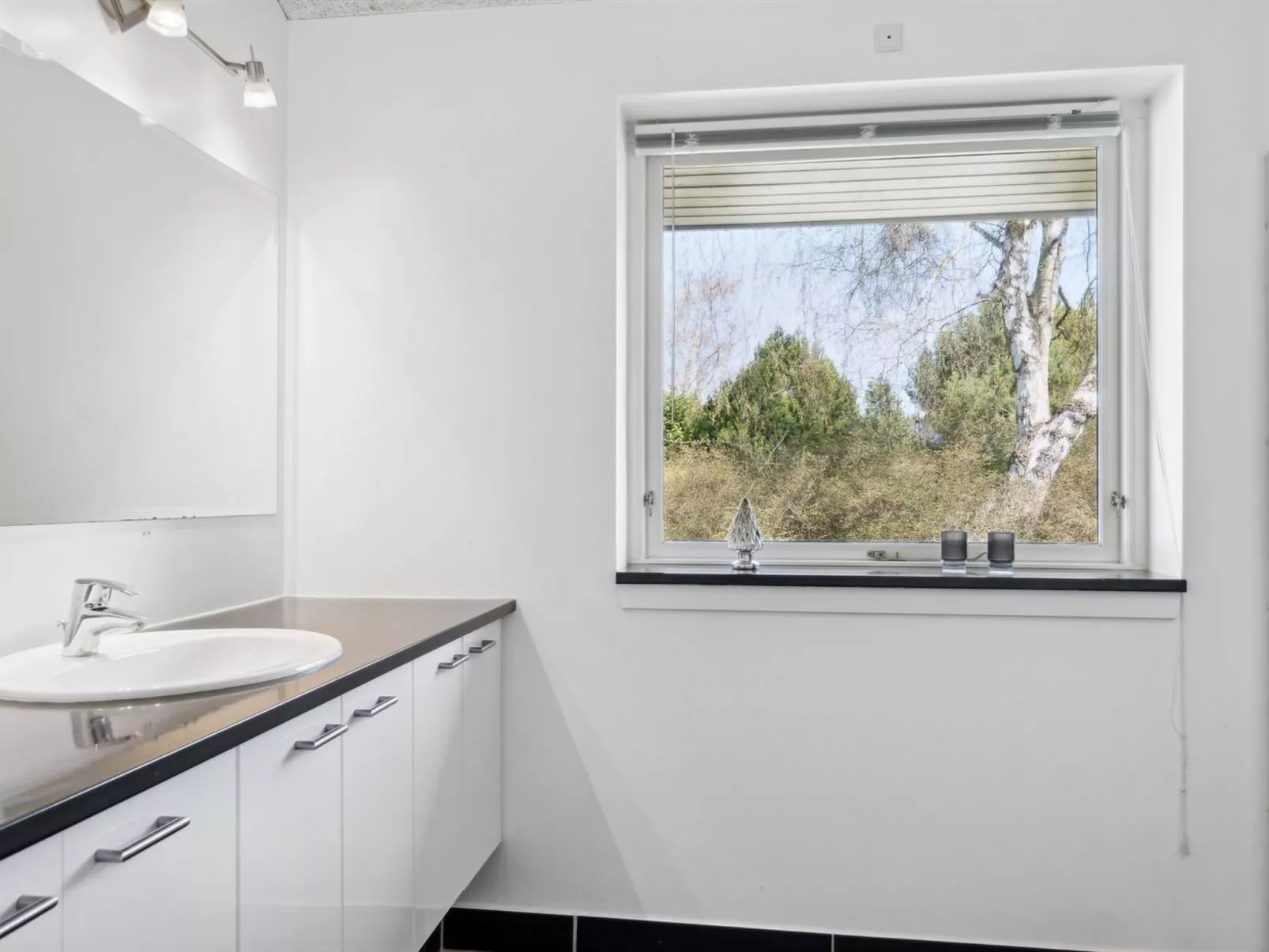 "Josina" - 675m from the sea-Binnen