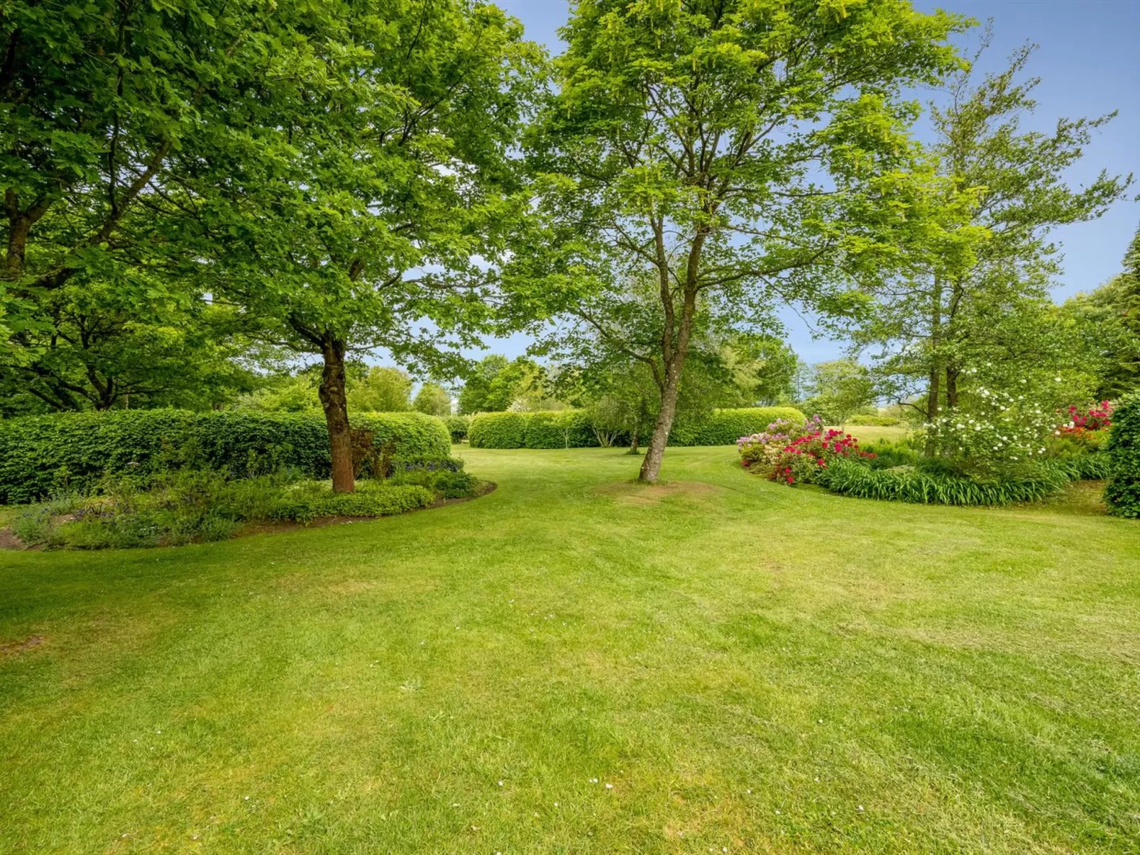 "Tatiane" - 10km from the sea-Buiten