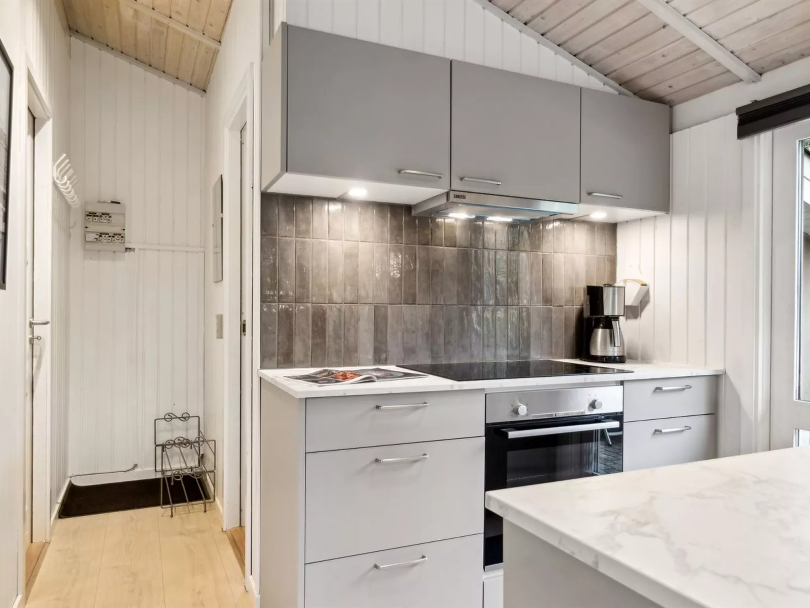 "Imre" - 300m from the sea-Binnen