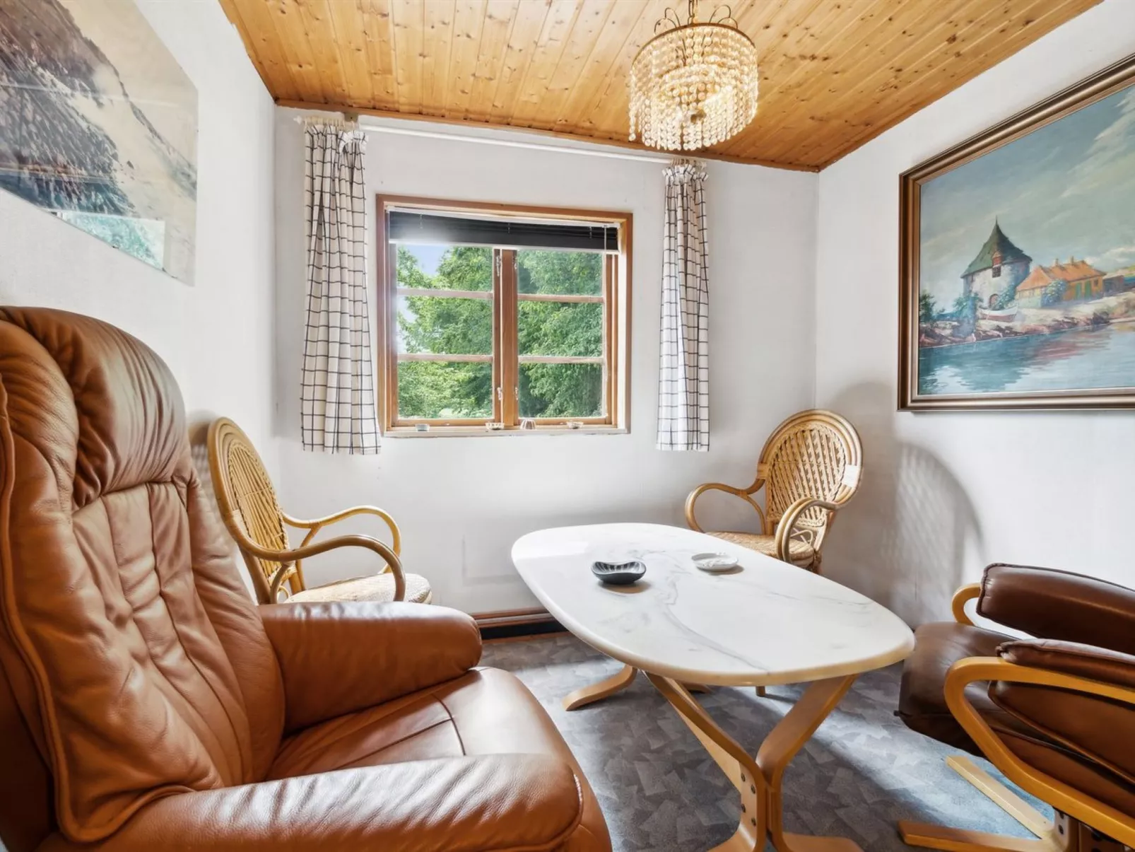 "Helmer" - 3km from the sea-Binnen