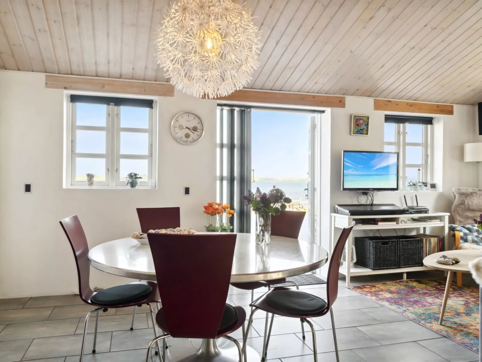 "Tameka" - 10m to the fjord-Binnen