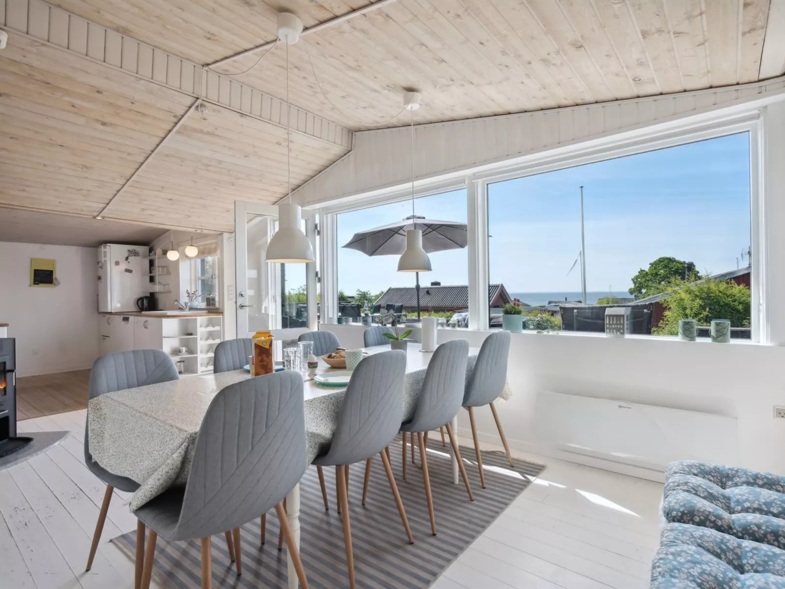 "Thrugils" - 200m from the sea-Binnen