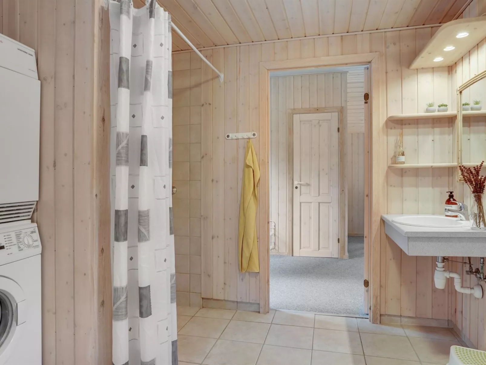 "Aneline" - 700m from the sea-Binnen