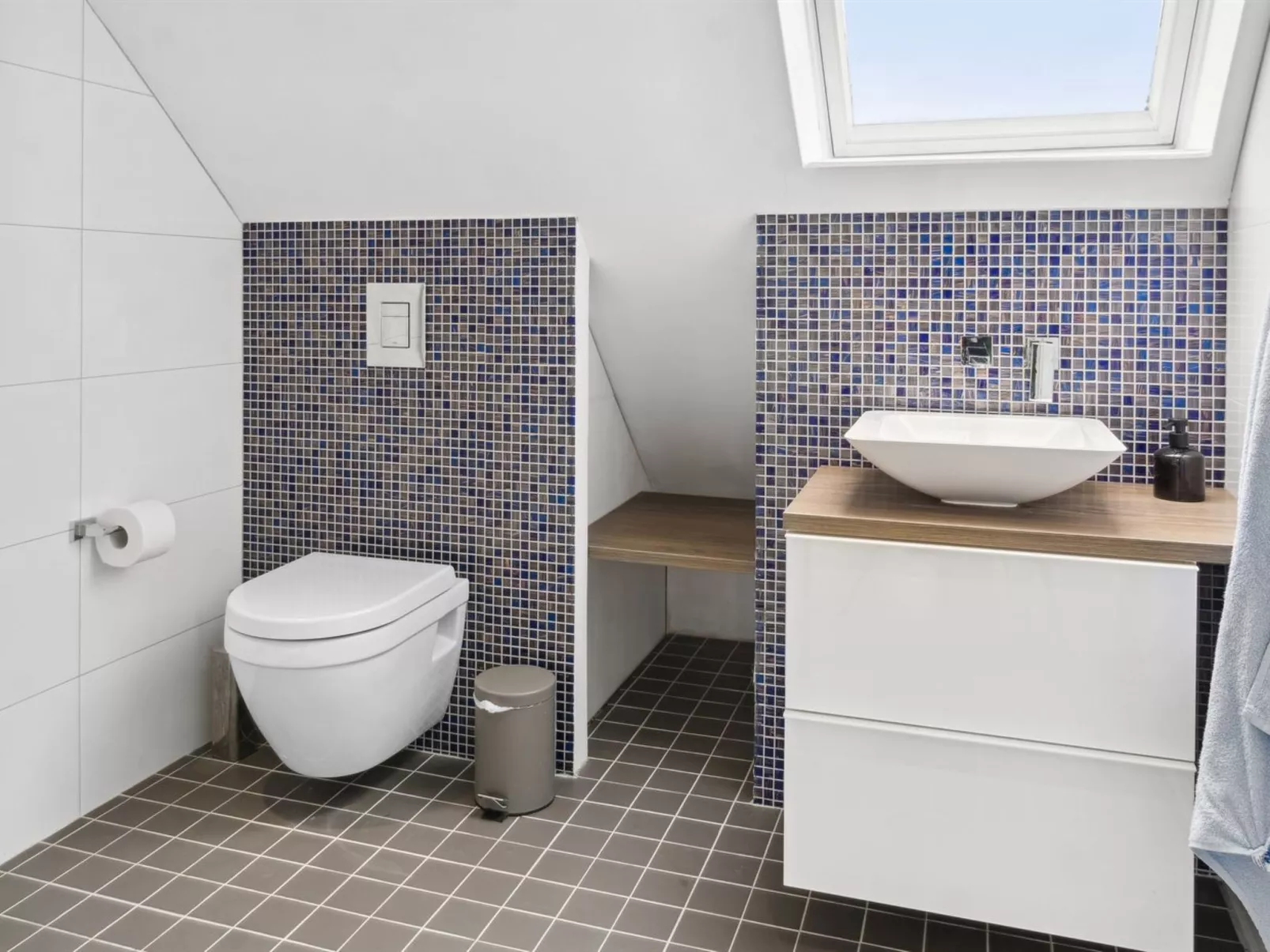 "Hughlek" - 1.5km from the sea-Binnen