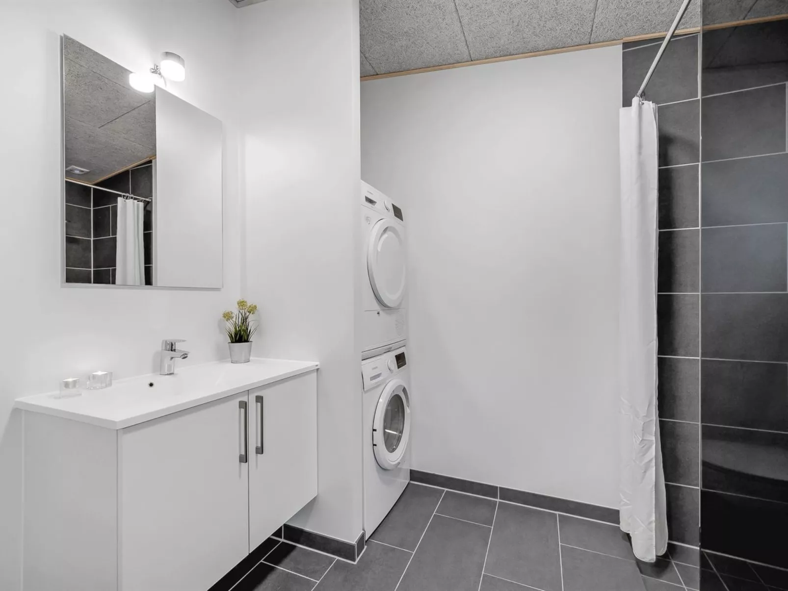 "Winder" - 500m from the sea-Binnen