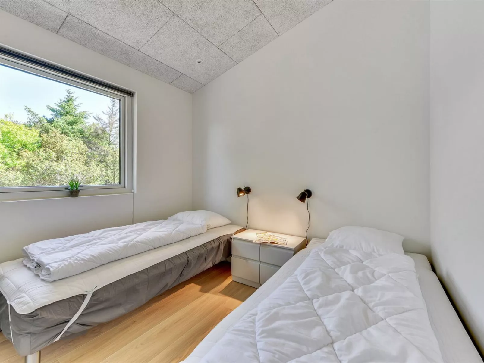 "Merve" - 800m to the fjord-Binnen