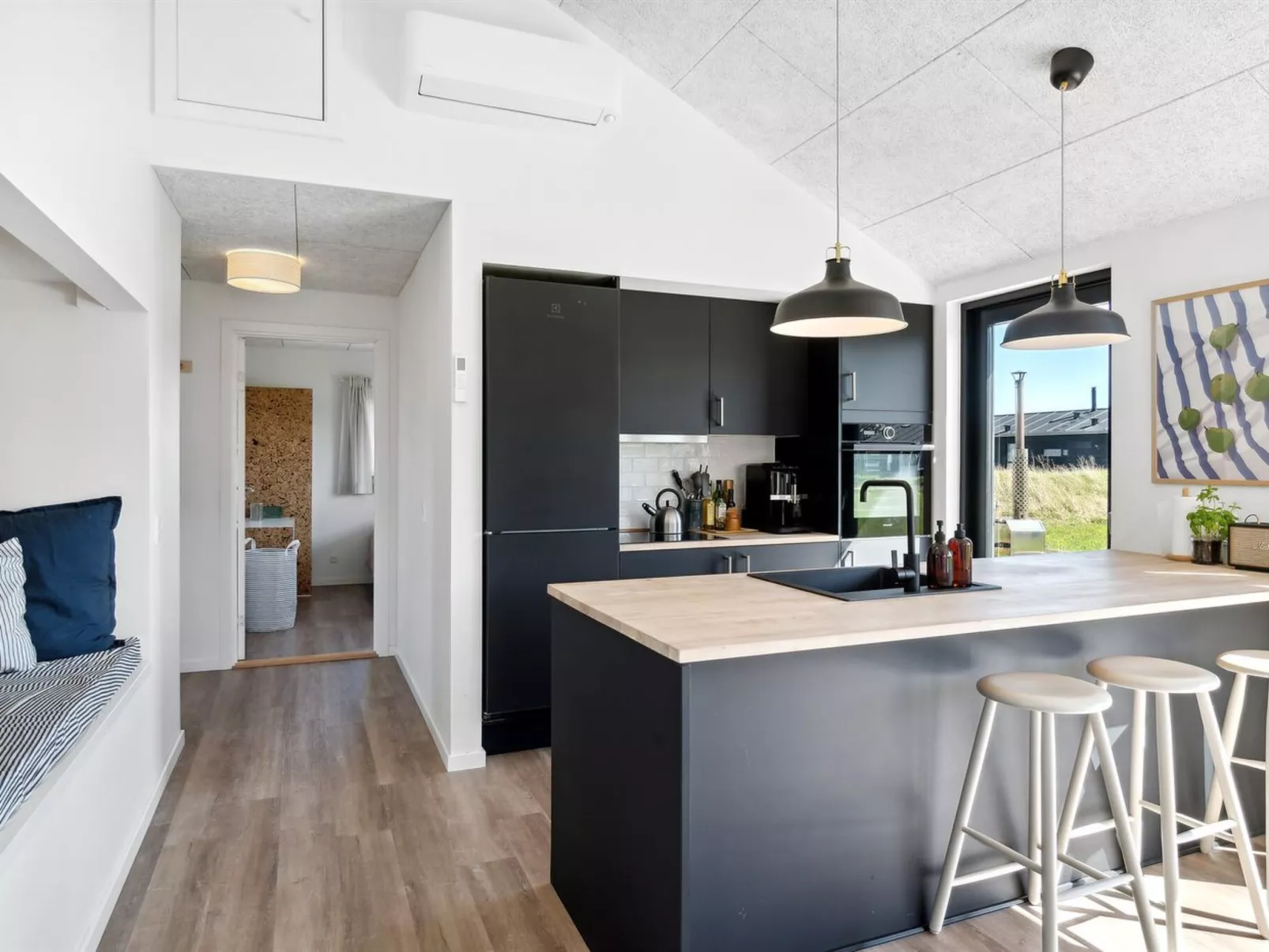 "Cresta" - 1.4km from the sea-Binnen