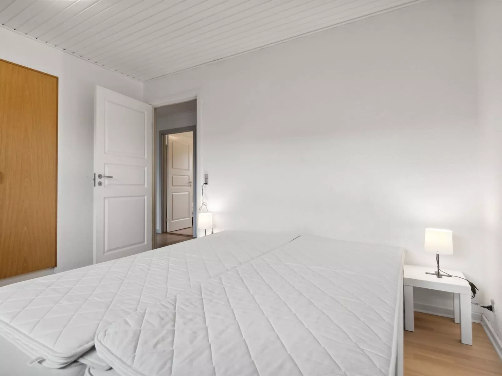 "Yrjö" - 1km from the sea-Binnen