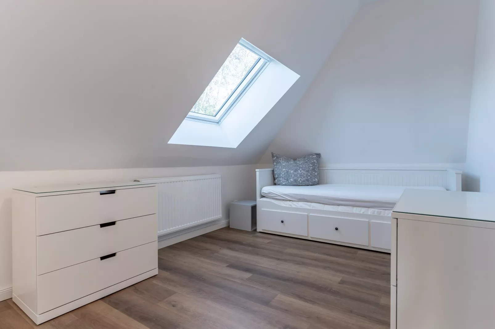 DHH June-Image-tags.