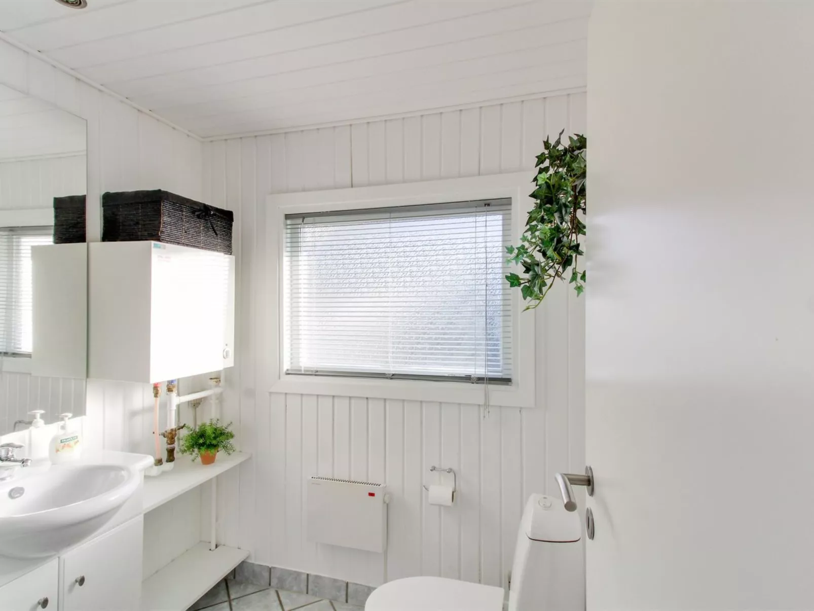 "Elske" - 1.1km from the sea-Binnen