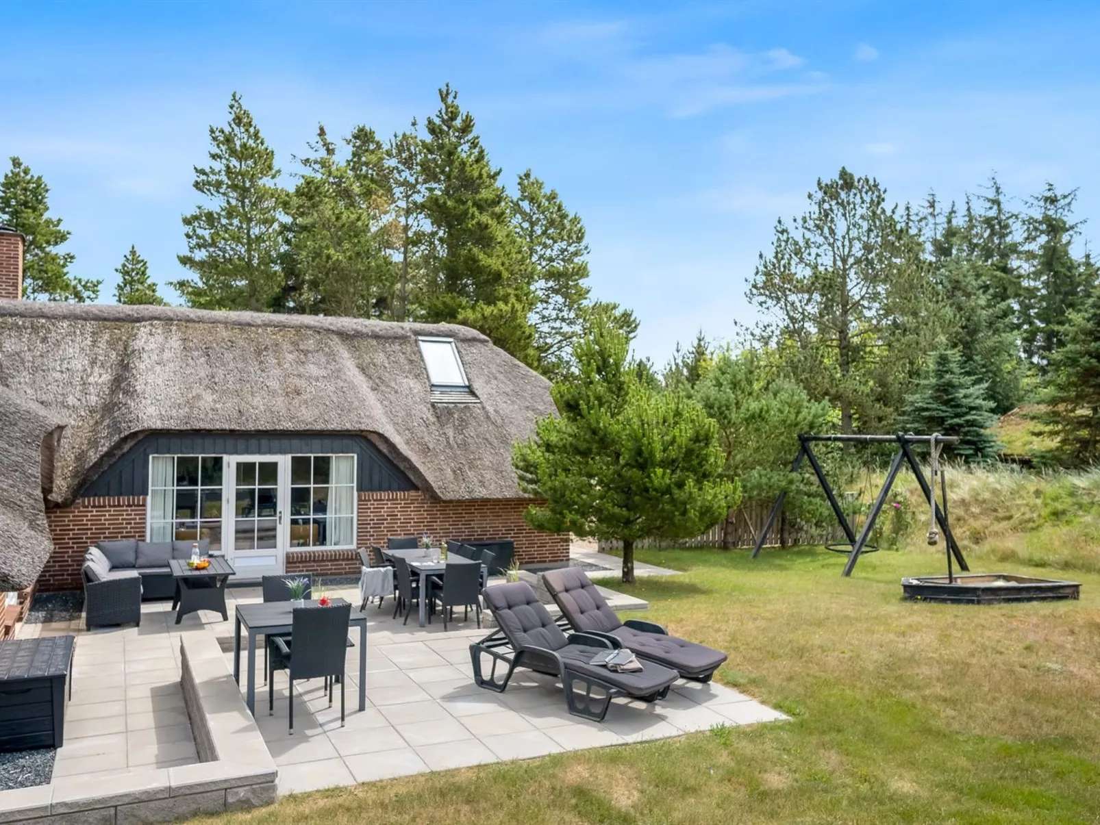 "Alwina" - 2.5km from the sea-Buiten