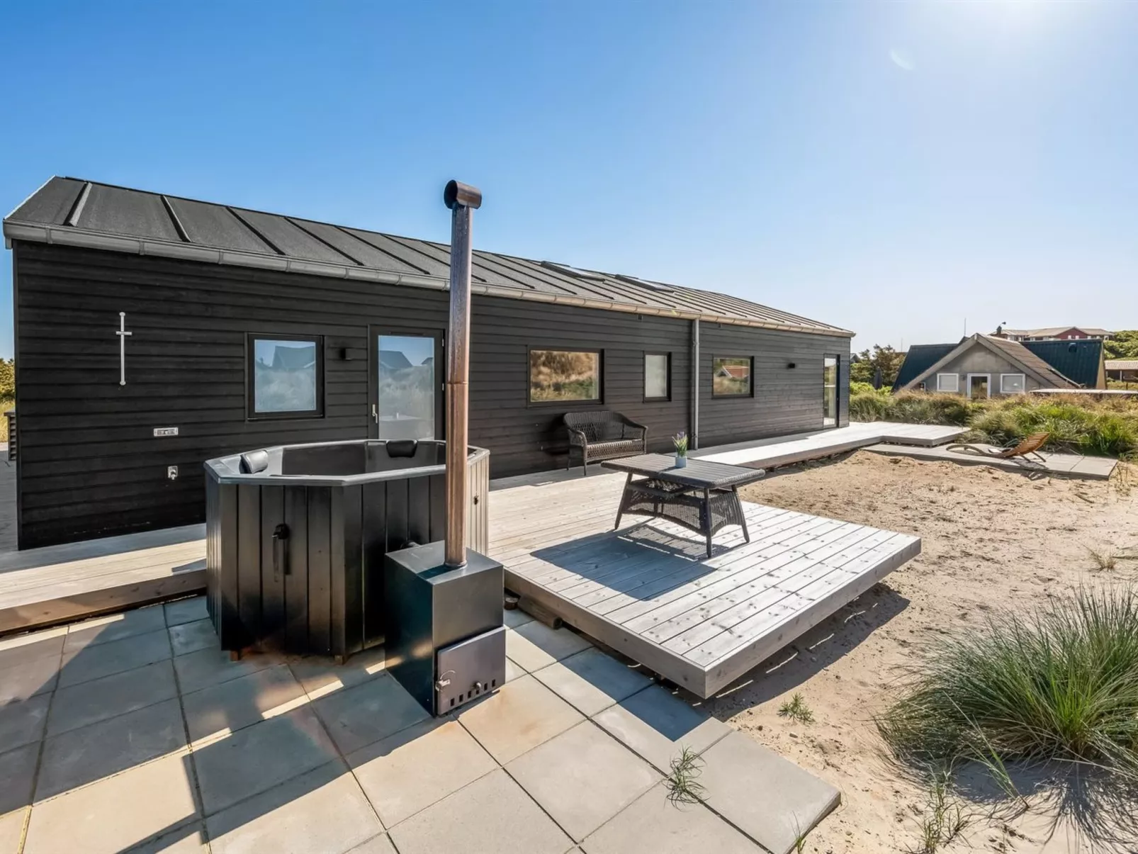 "Chenoa" - 350m from the sea-Buiten