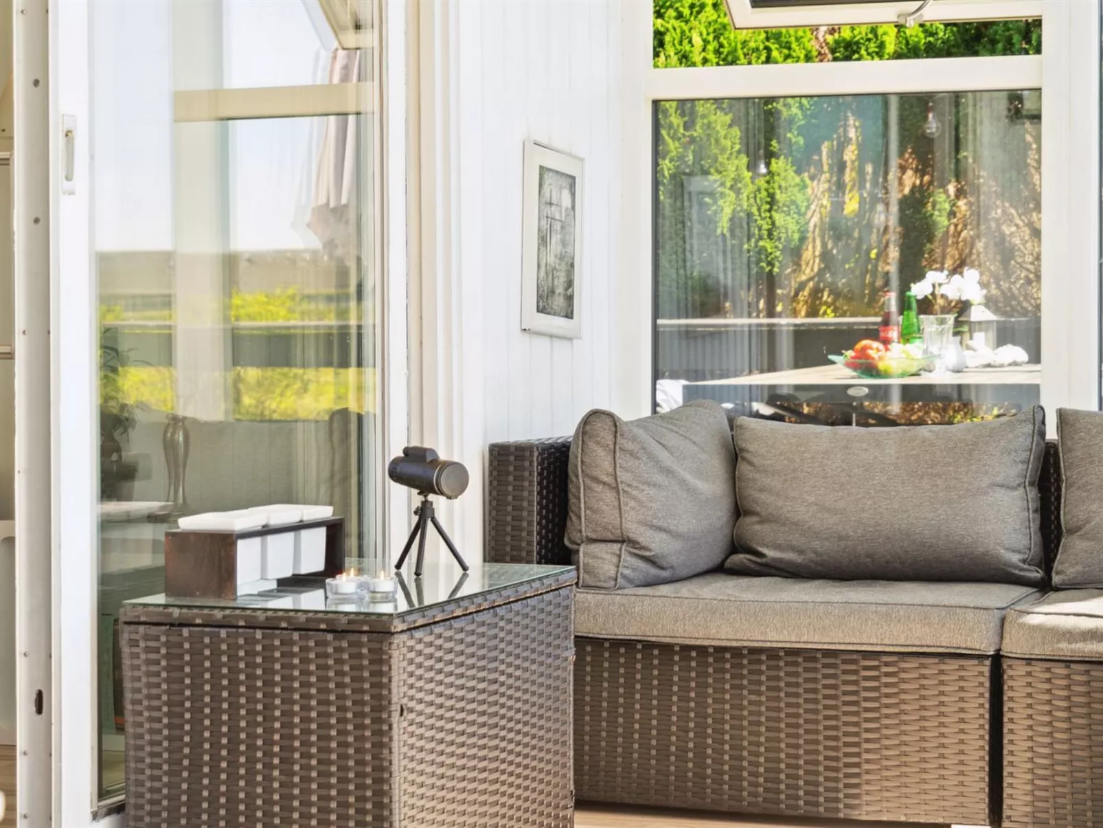 "Manfred" - 250m from the sea-Binnen