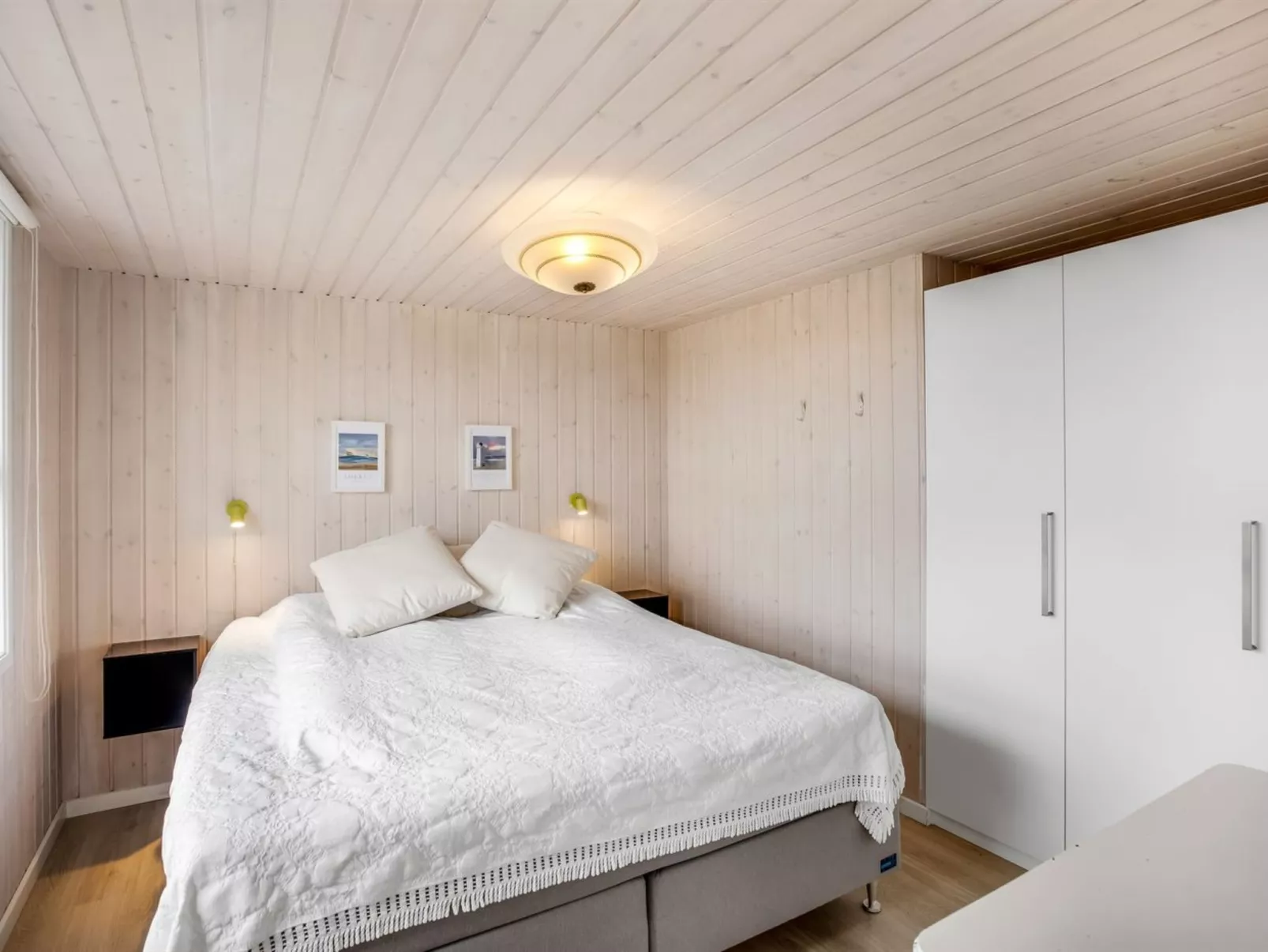 "Lennart" - 300m from the sea-Binnen