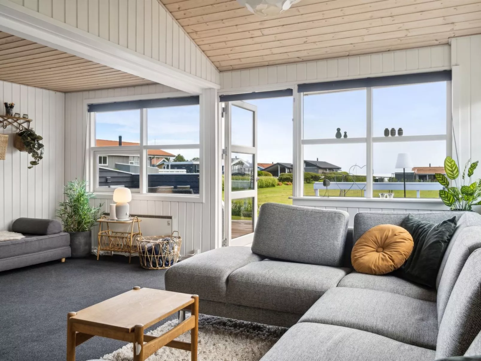 "Jolanta" - 275m from the sea-Binnen