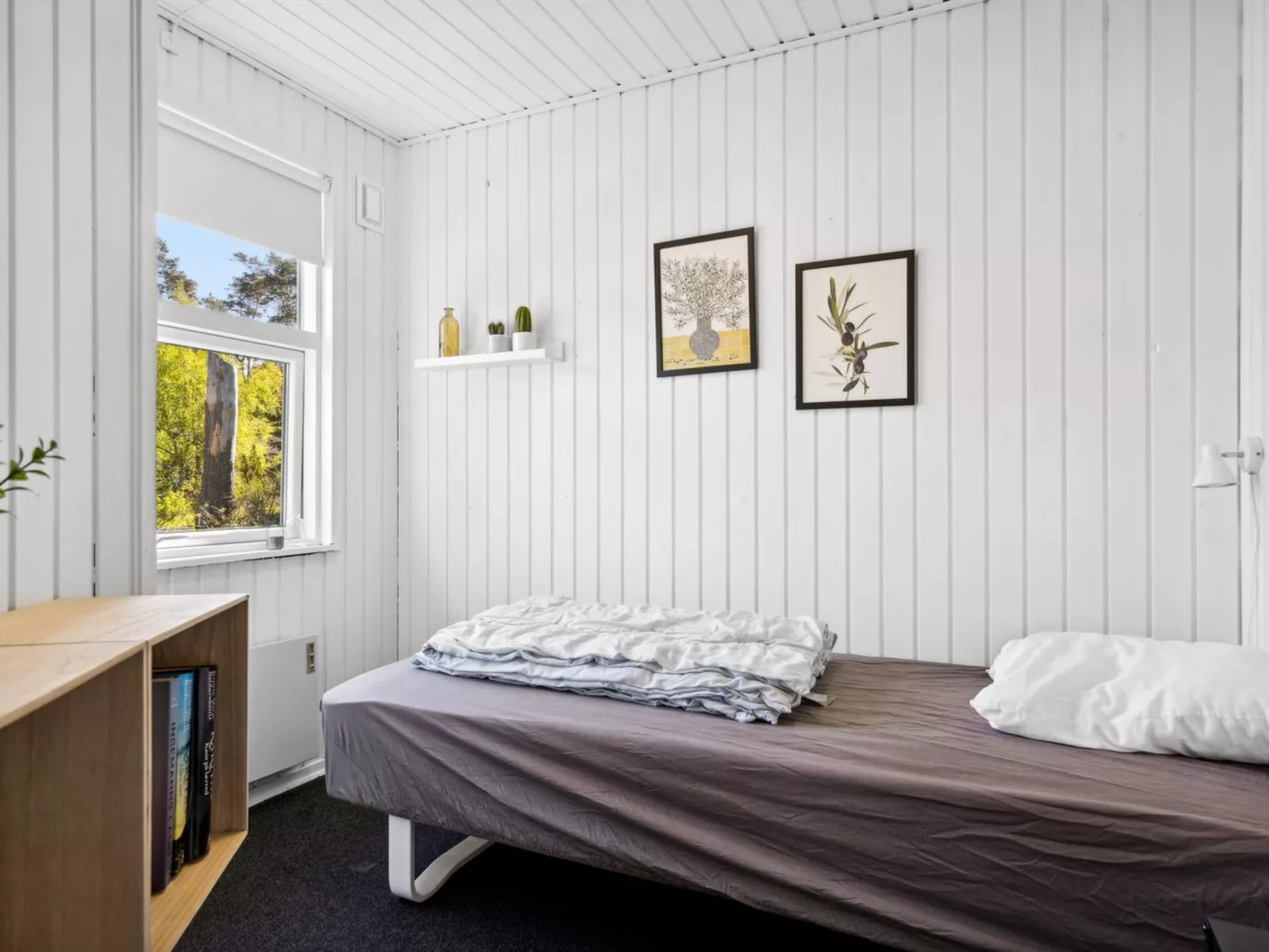 "Aldina" - 400m to the fjord-Binnen