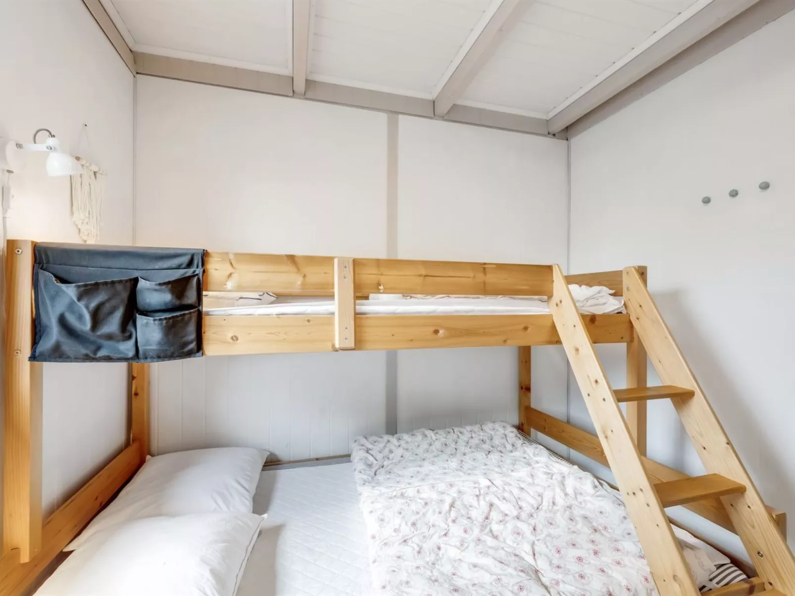 "Terkel" - 800m to the fjord-Binnen