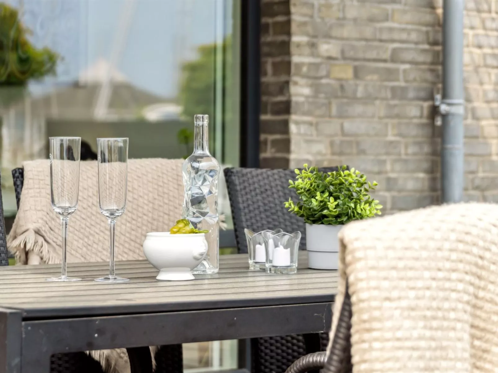 "Skade" - 10m from the sea-Buiten