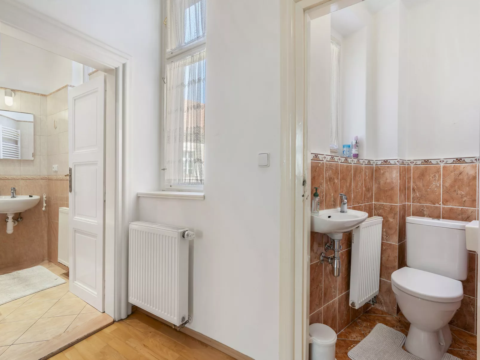 Old Town home-Binnen