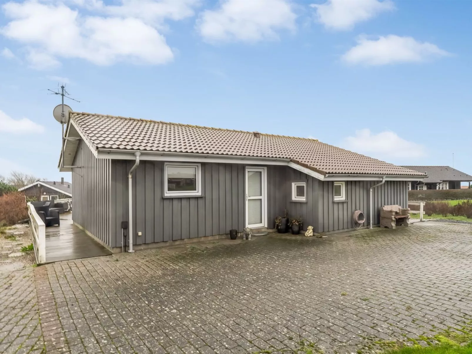 "Fenia" - 350m to the fjord-Buiten