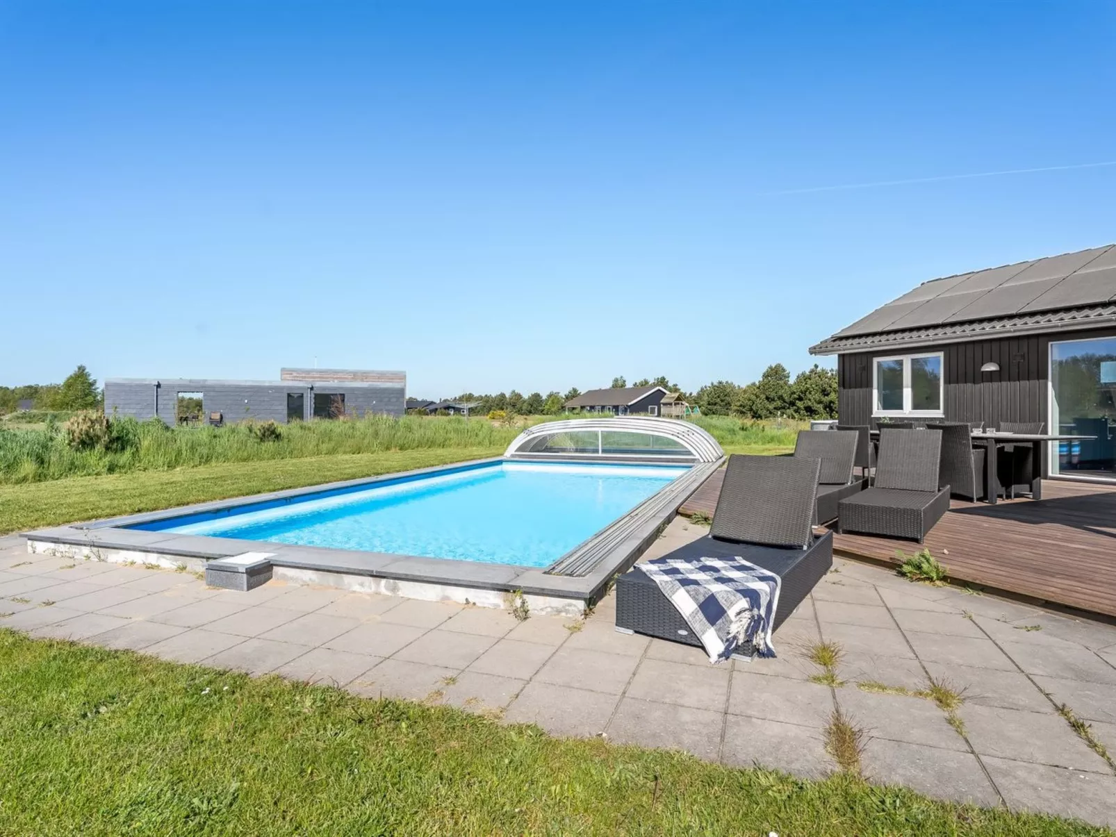 "Kiersten" - 800m from the sea-Buiten