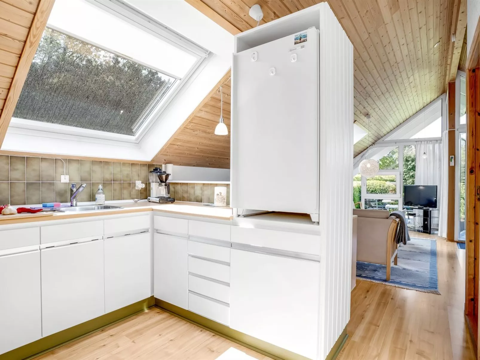 "Tytti" - 300m from the sea-Binnen