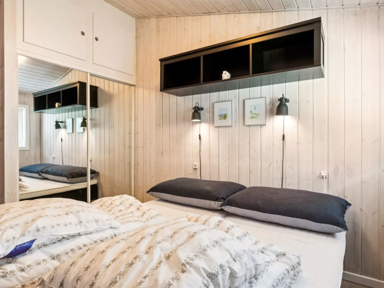 "Auvo" - 200m from the sea-Binnen