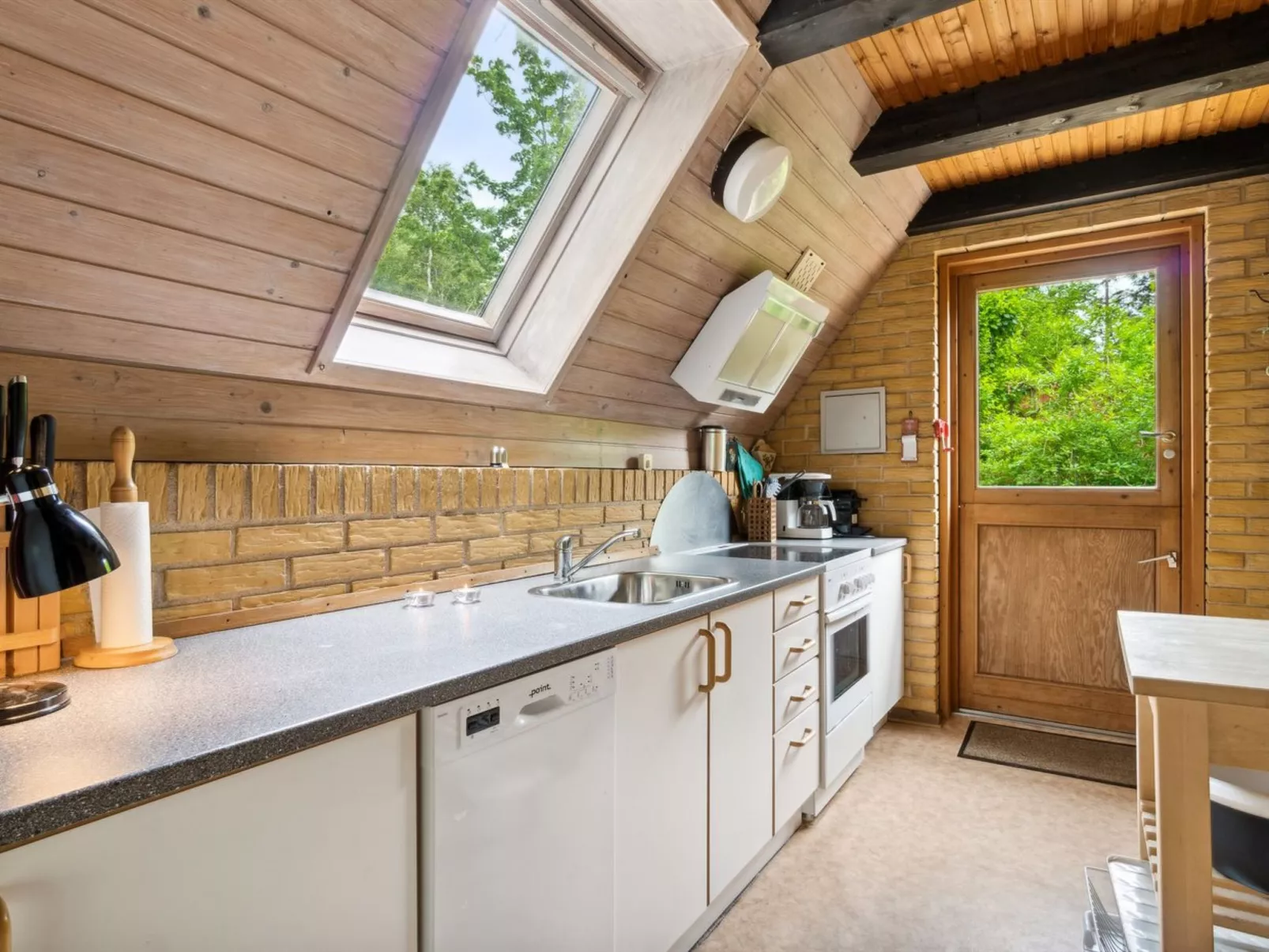 "Tine" - 600m from the sea-Binnen