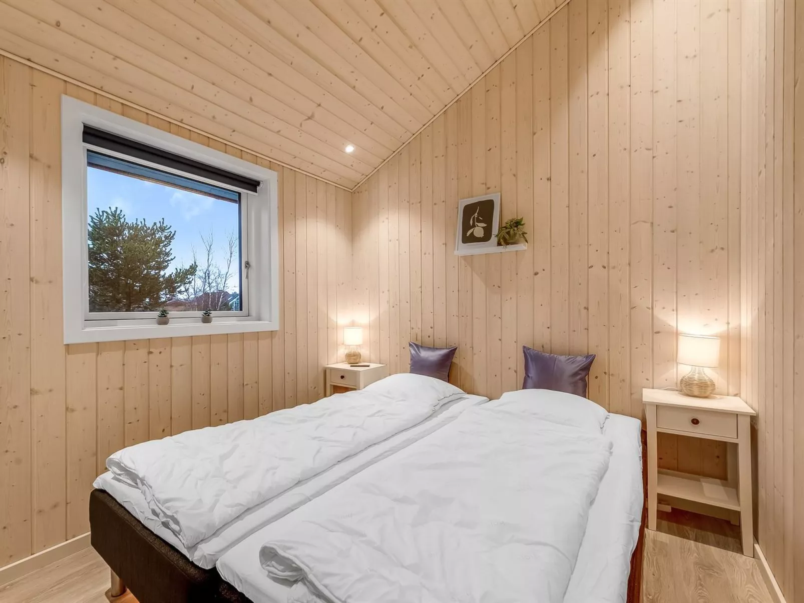 "Corina" - 850m to the fjord-Binnen