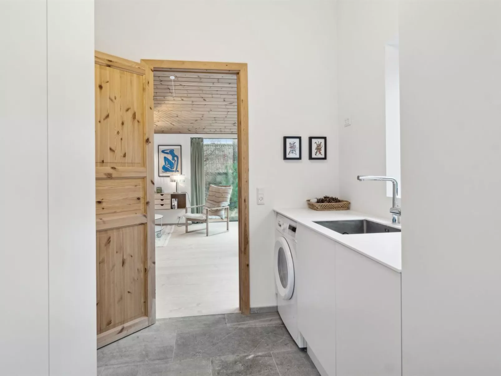 "Dagino" - 200m from the sea-Binnen