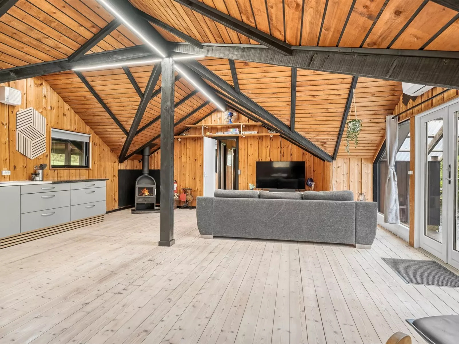 "Jantje" - 500m to the fjord-Binnen