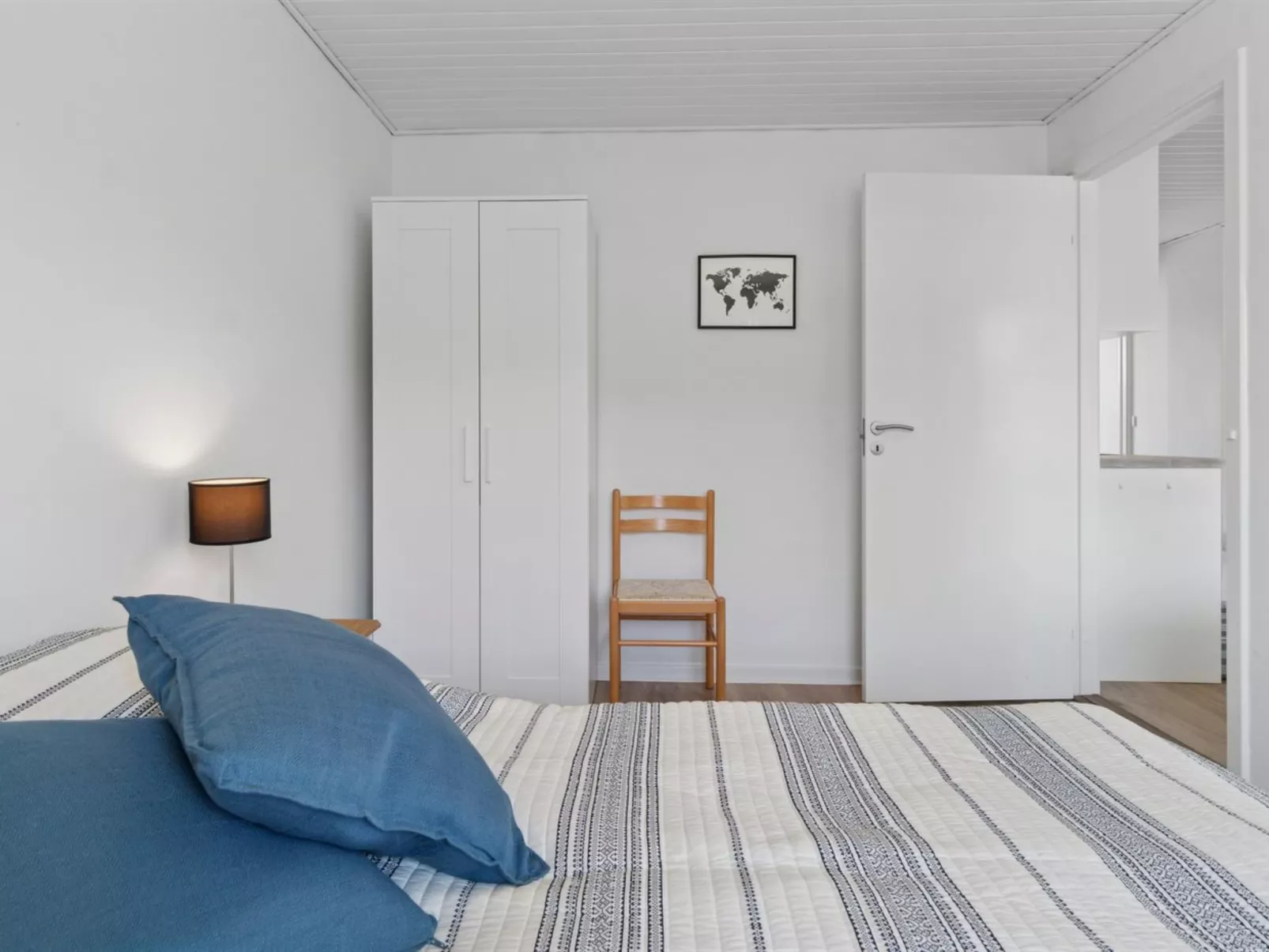 "Kate" - 300m from the sea-Binnen