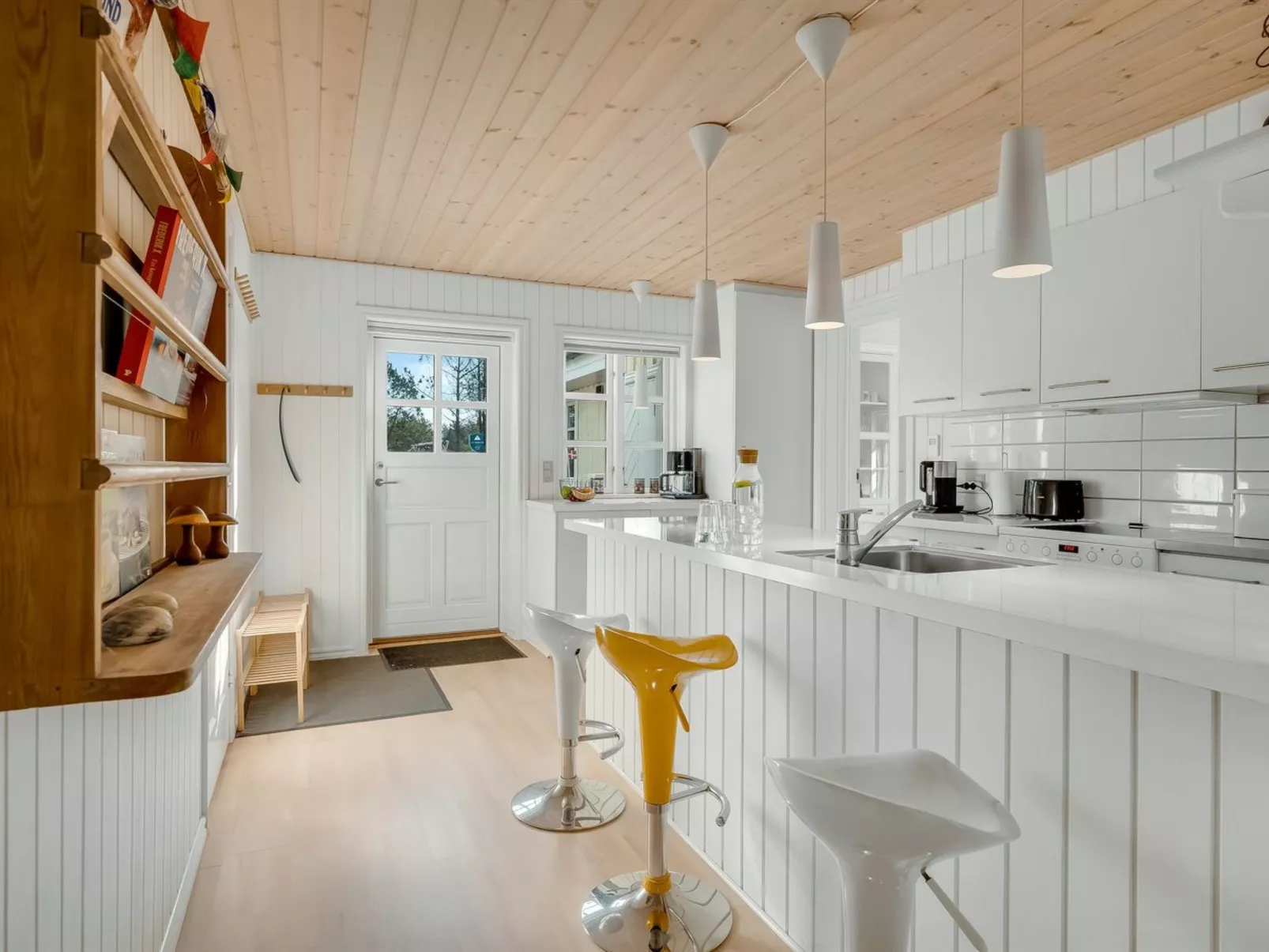 "Toska" - 3km from the sea-Binnen