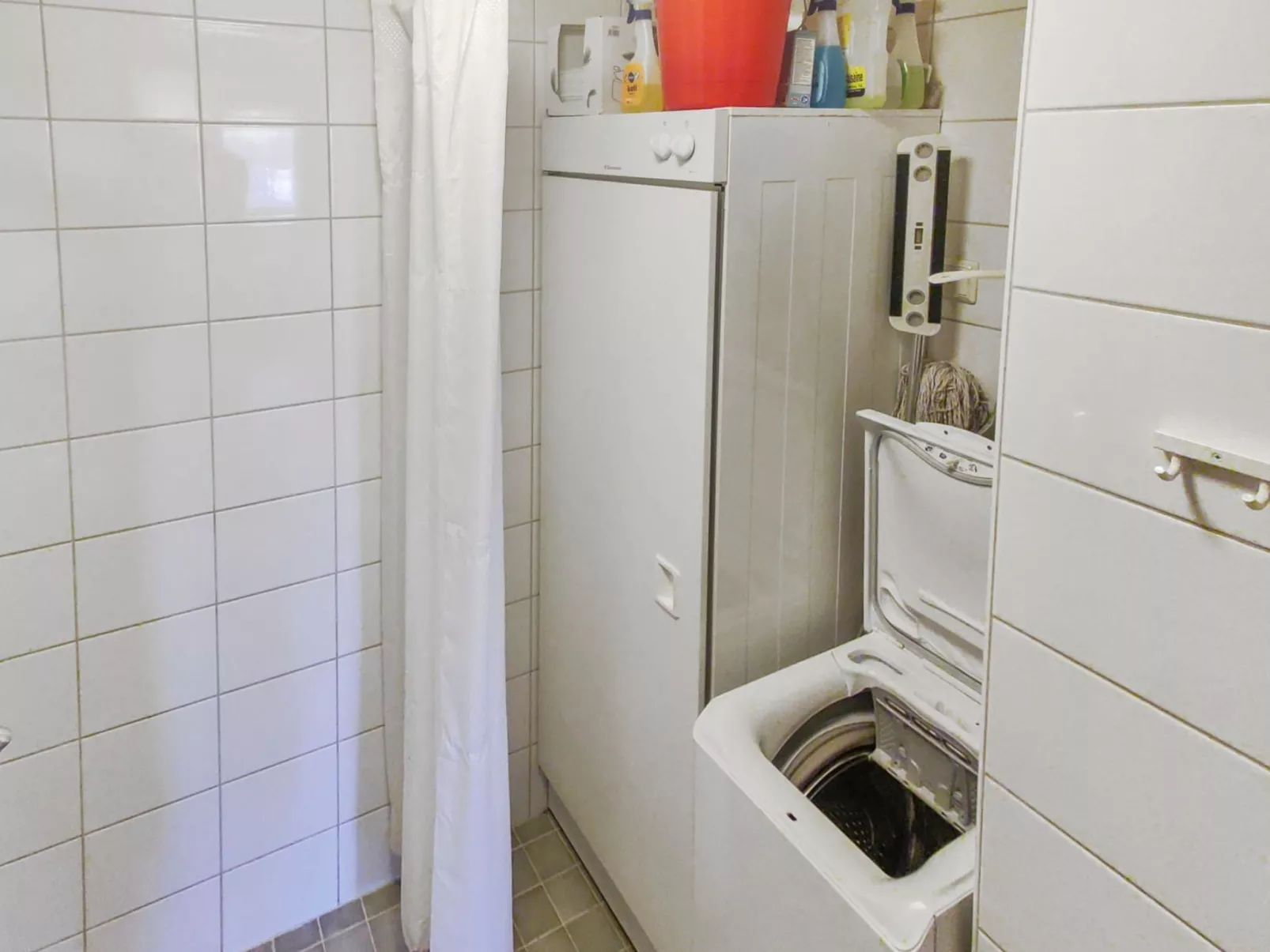 Jahtikaltio 3-Binnen