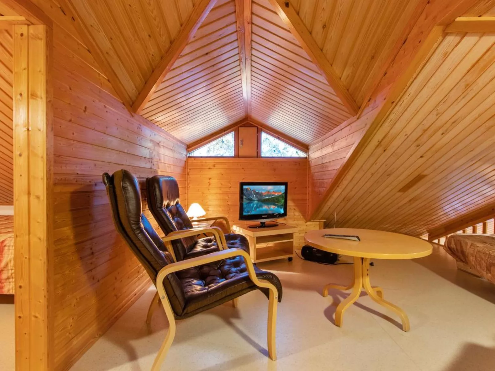 Korpipalo (ent. yllästunnelma 2 b 7)-Binnen