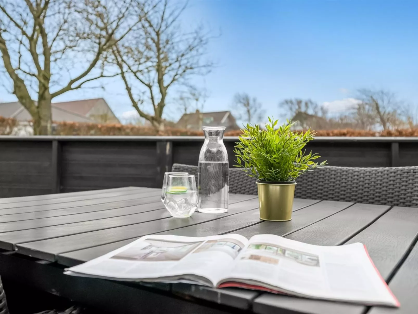 "Carlie" - 250m to the fjord-Buiten