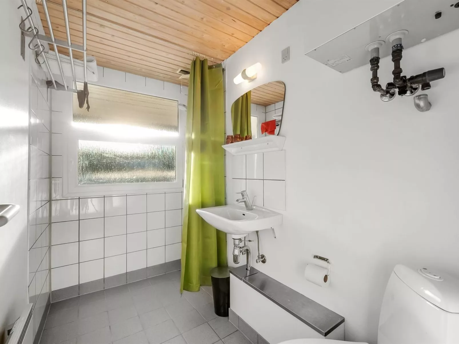 "Elsabet" - 700m to the fjord-Binnen