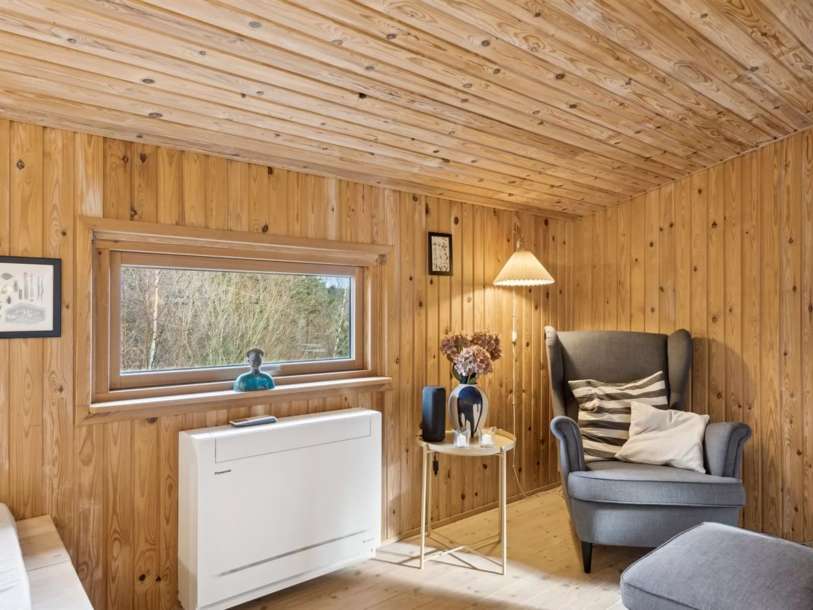 "Gunward" - 3km from the sea-Binnen