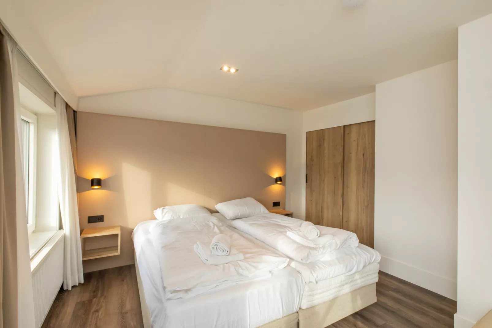 Overnachten in Zoutelande  Comfortabel Appartement Langstraat 5A-Slaapkamer