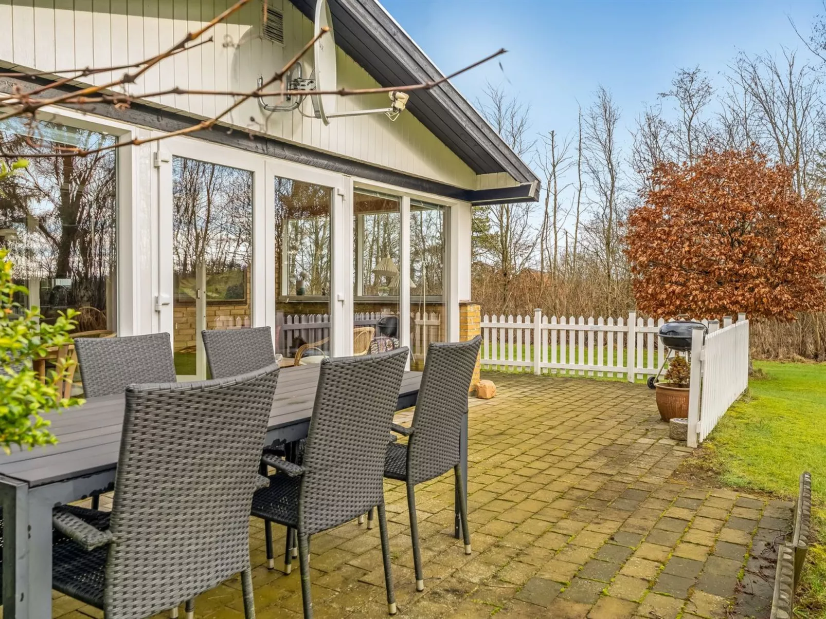 "Marika" - 400m to the fjord-Buiten