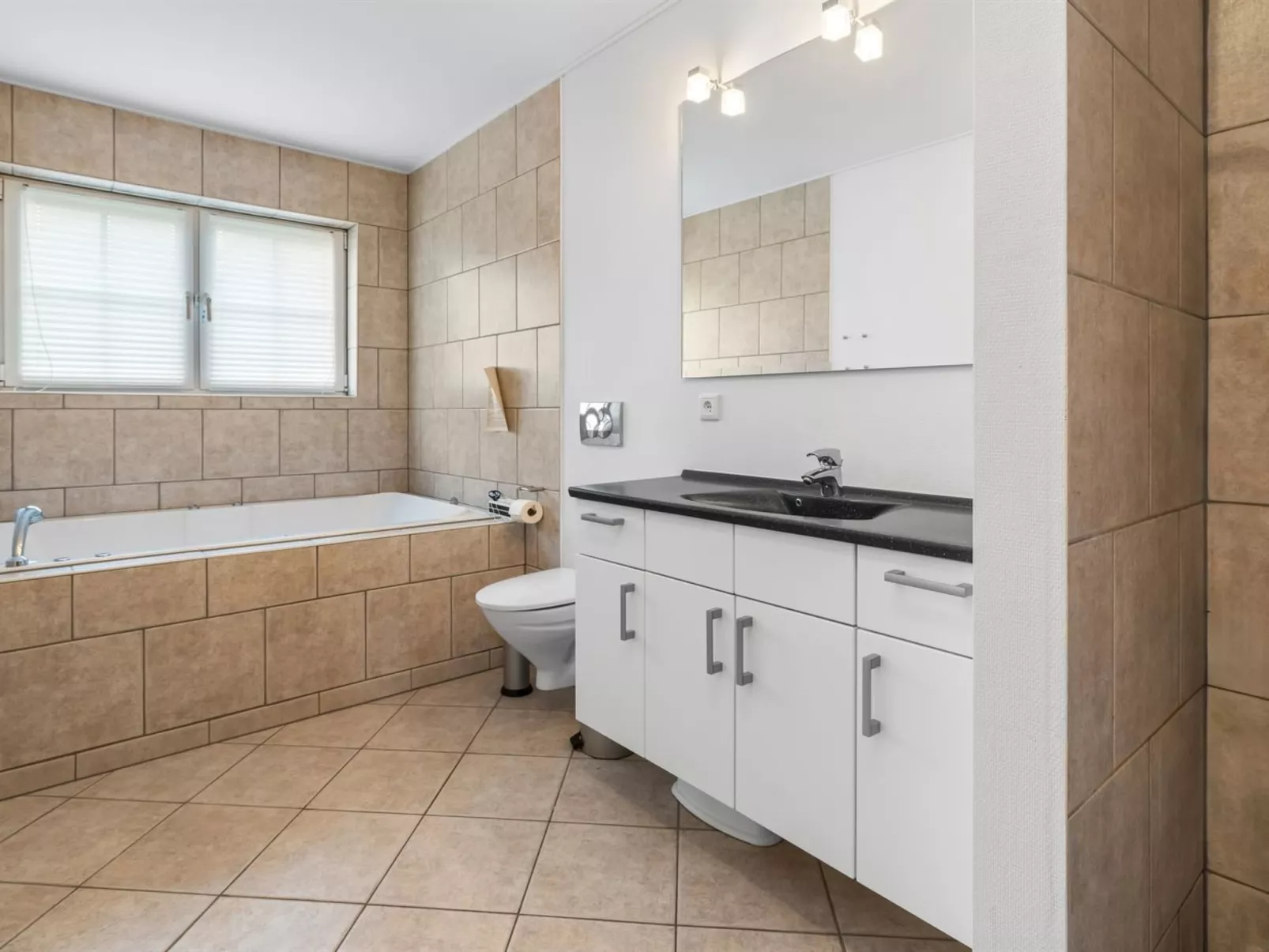 "Ismo" - 350m from the sea-Binnen