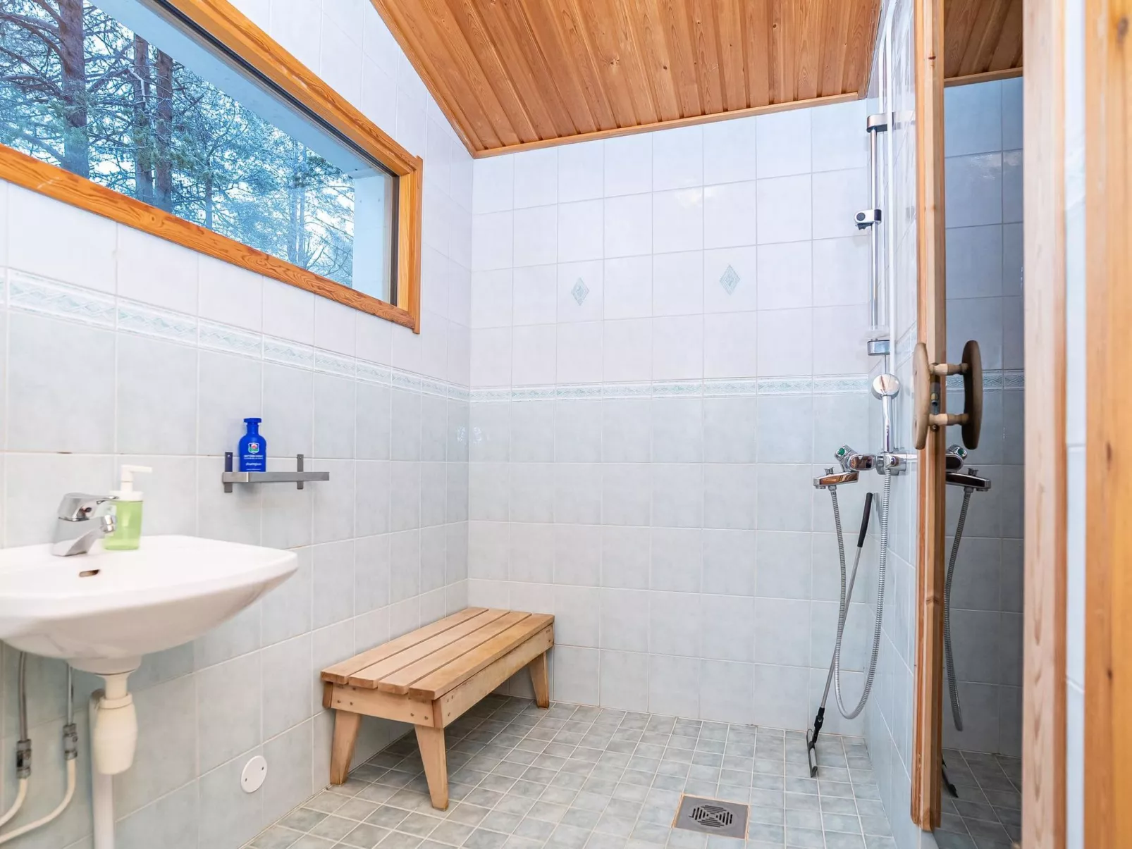 Villa valokki-Binnen