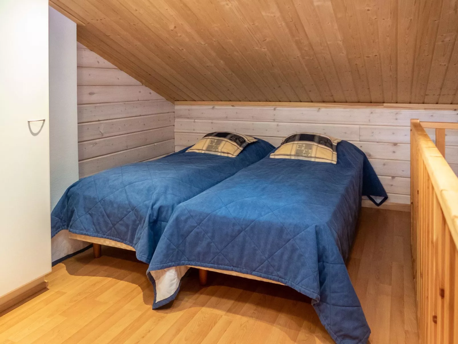 Ruka snow and sun 2-Binnen