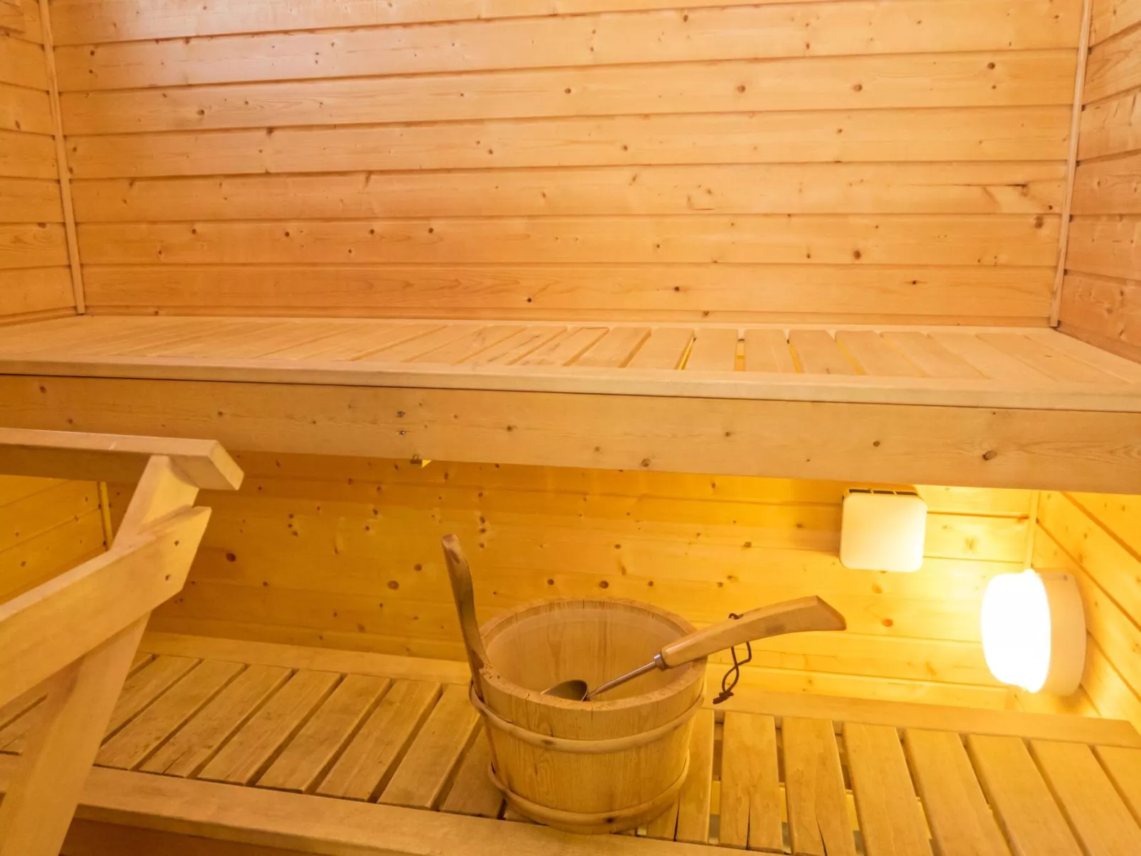 Iso-karpalo a-Binnen