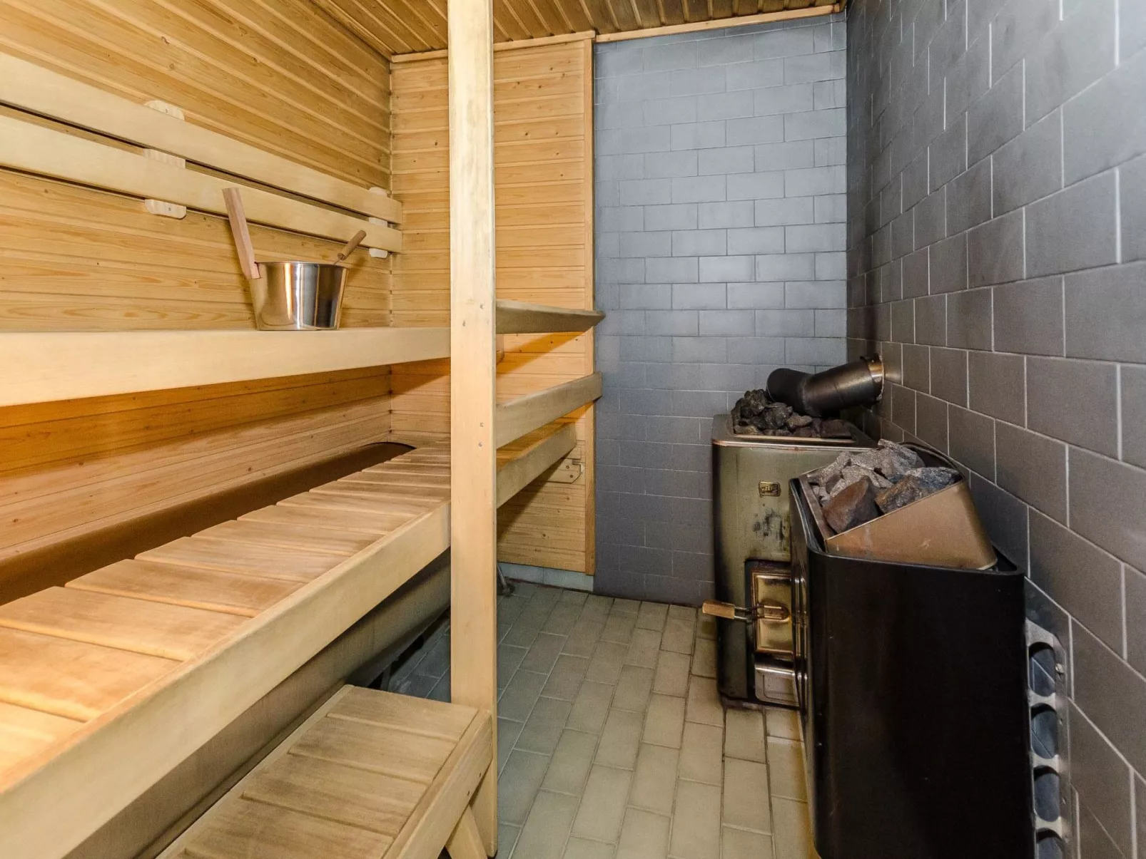 Käränkämökki-Binnen