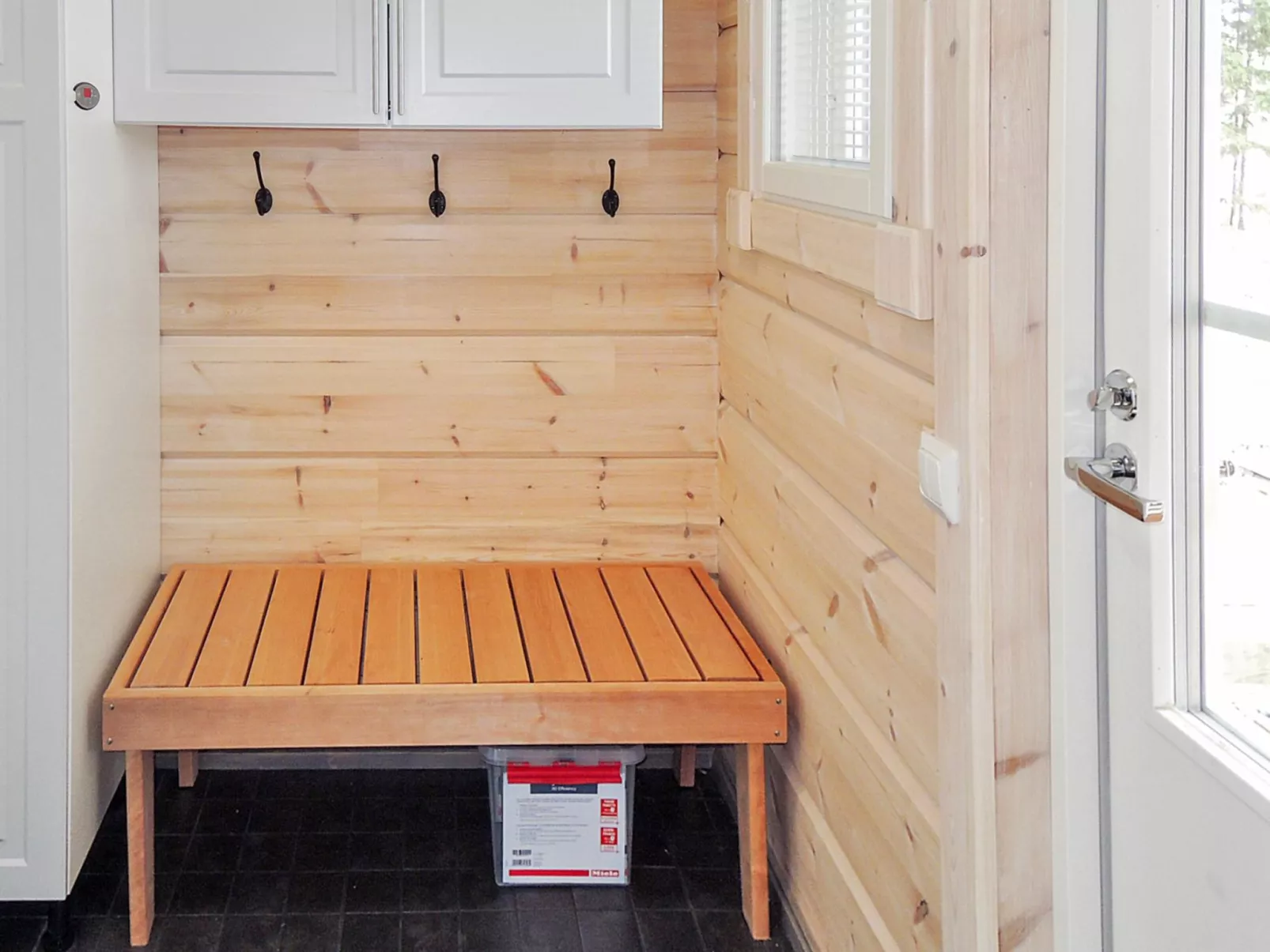 Nesterin helmi-Binnen