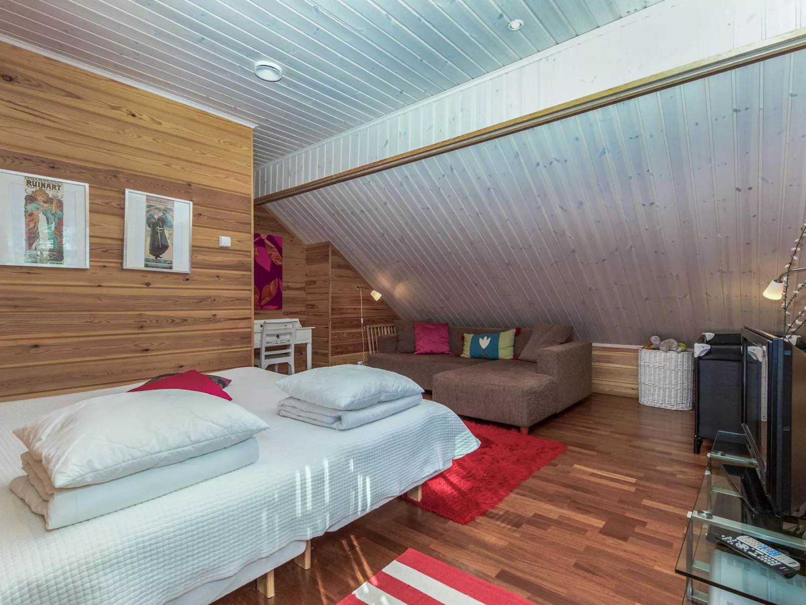 Koivuniemen rouva-Binnen