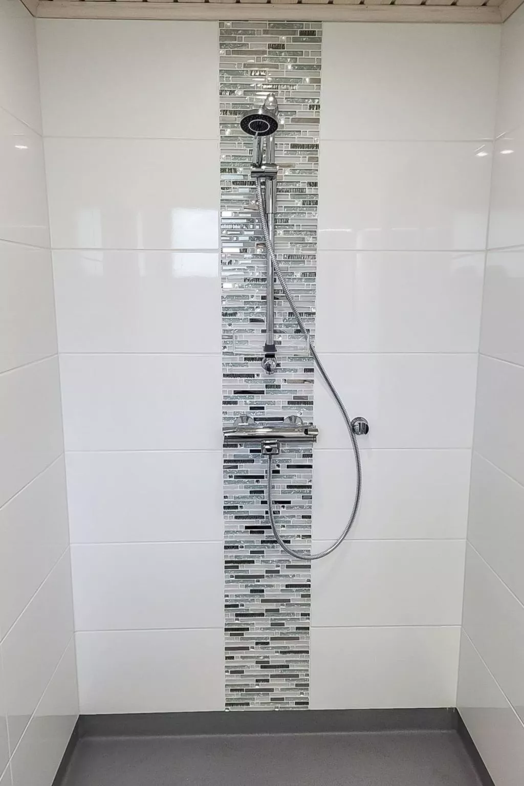 Aurinkoalppi 12a paritalon yläkerta-Binnen