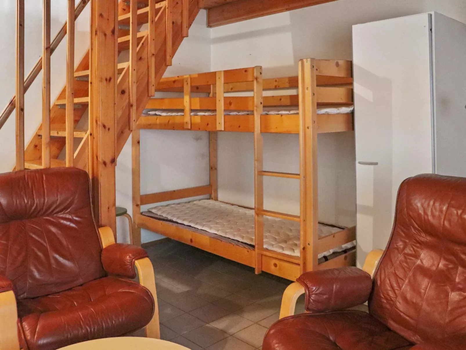 Alppitalo mökki-Binnen