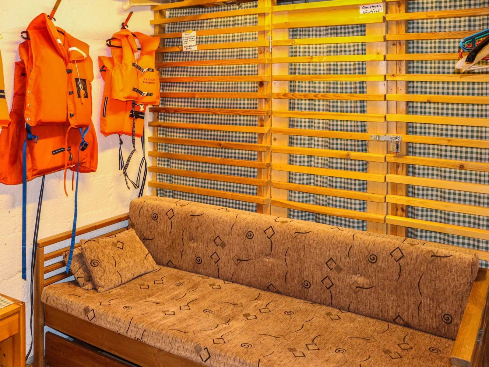 Tunturimaja 2 mökki-Binnen